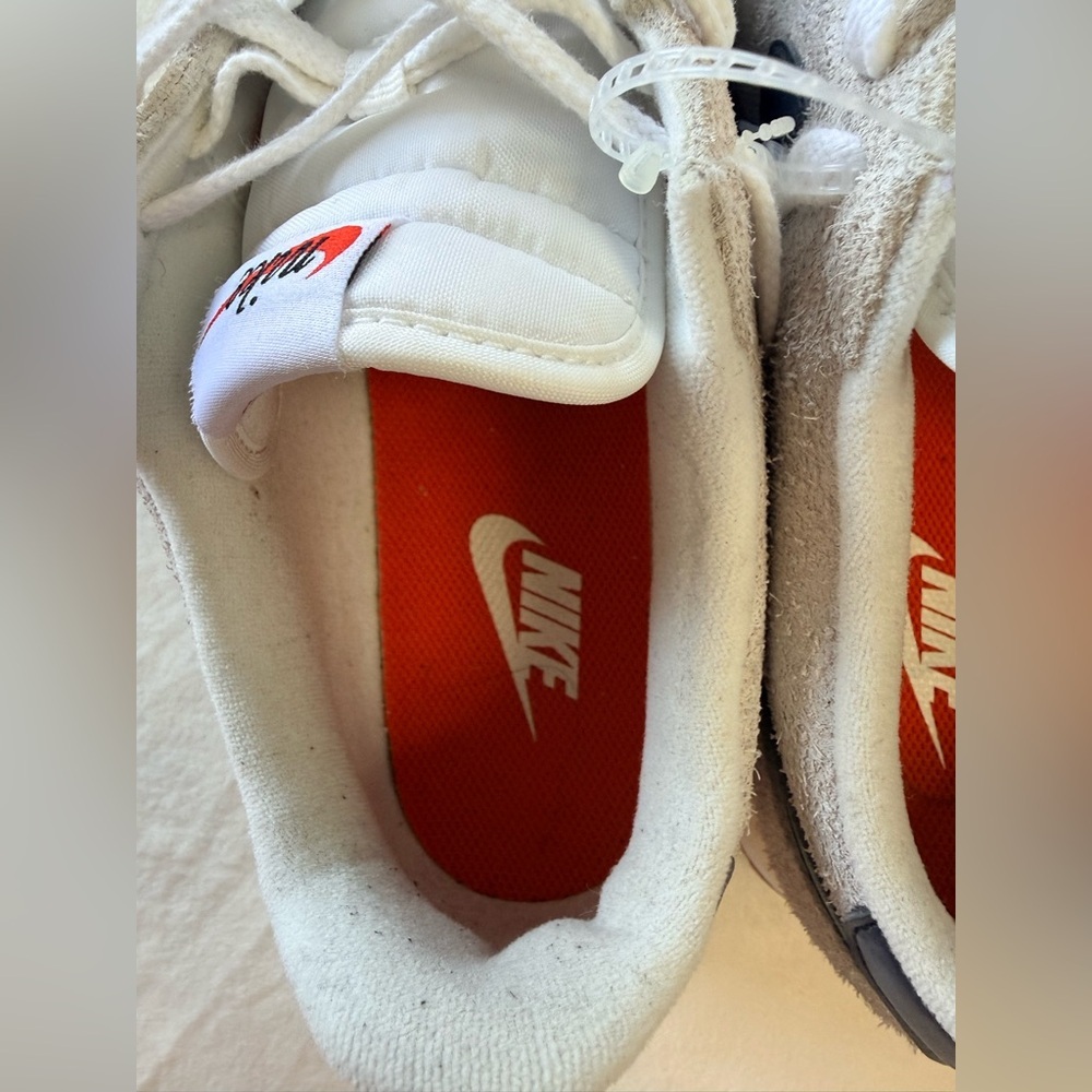 This is a Nike Cortez Vintage in Summit
White/Muslin/Gum Medium Brown/Black - Picture 7 of 8